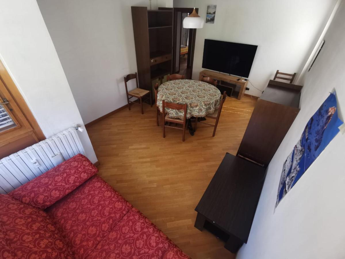 Homey Apartment In The Heart Of Cervinia بيريوِل تْشيرفينيا المظهر الخارجي الصورة