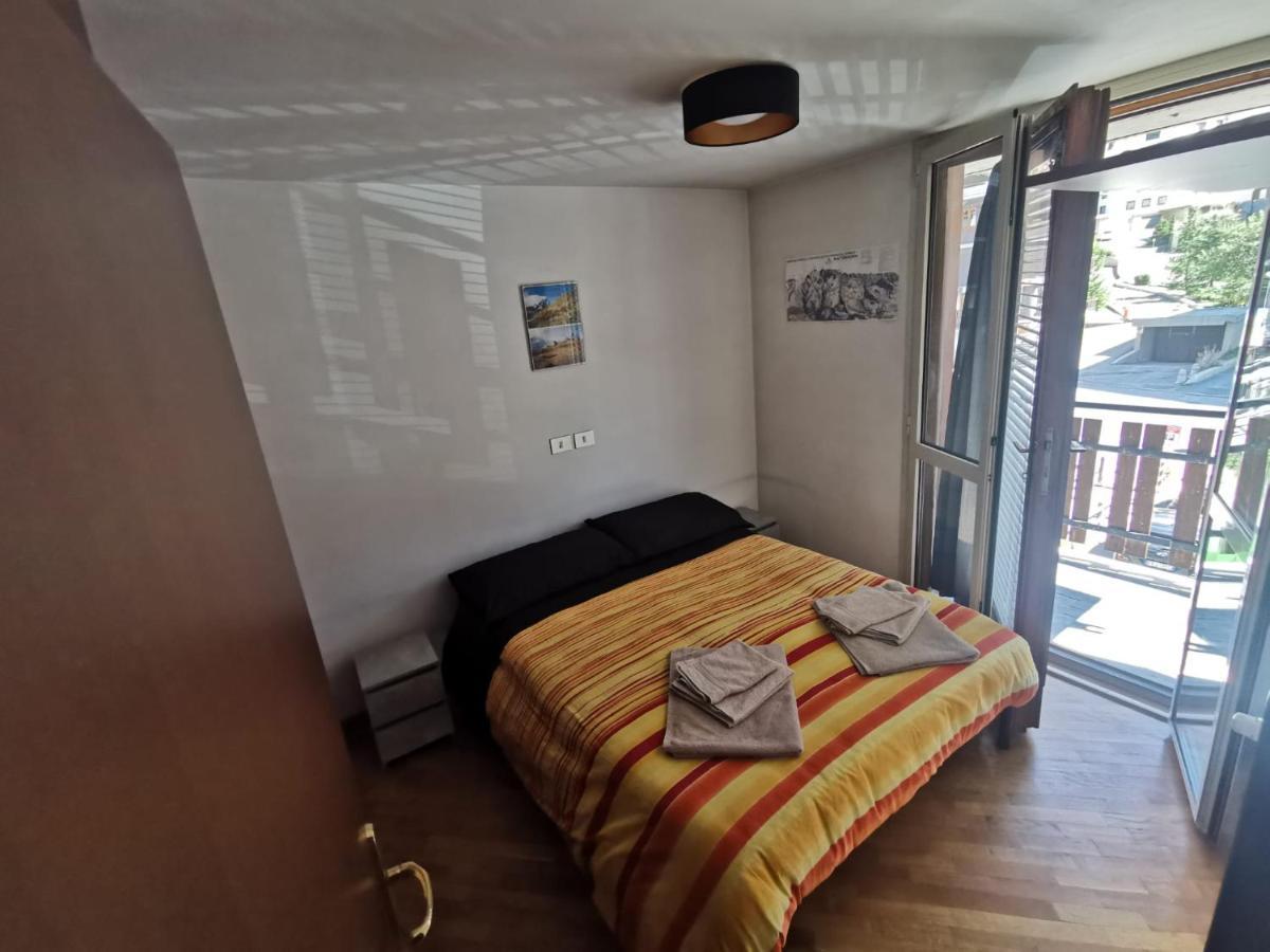 Homey Apartment In The Heart Of Cervinia بيريوِل تْشيرفينيا المظهر الخارجي الصورة
