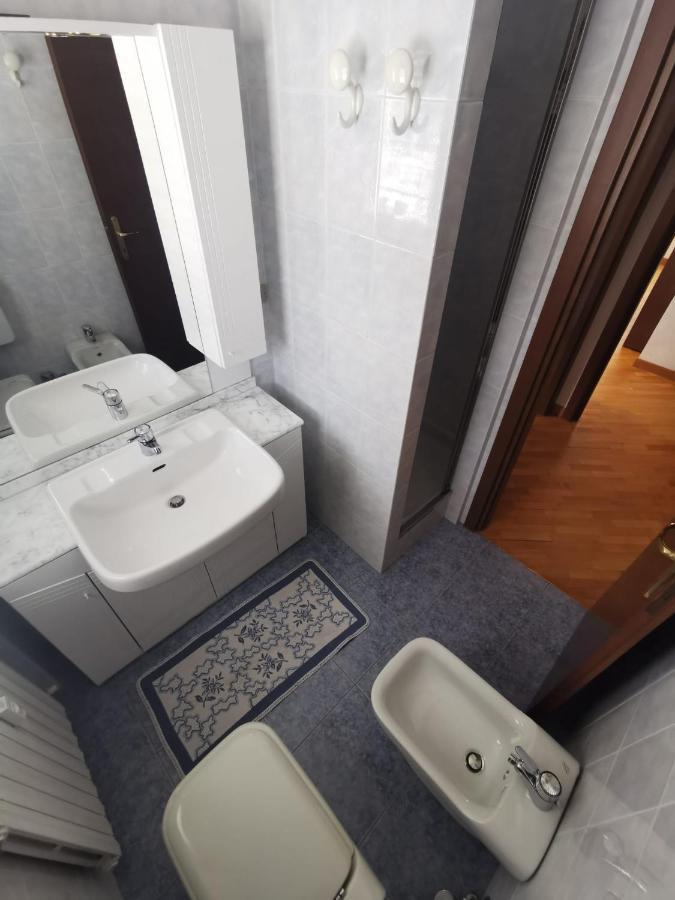 Homey Apartment In The Heart Of Cervinia بيريوِل تْشيرفينيا المظهر الخارجي الصورة